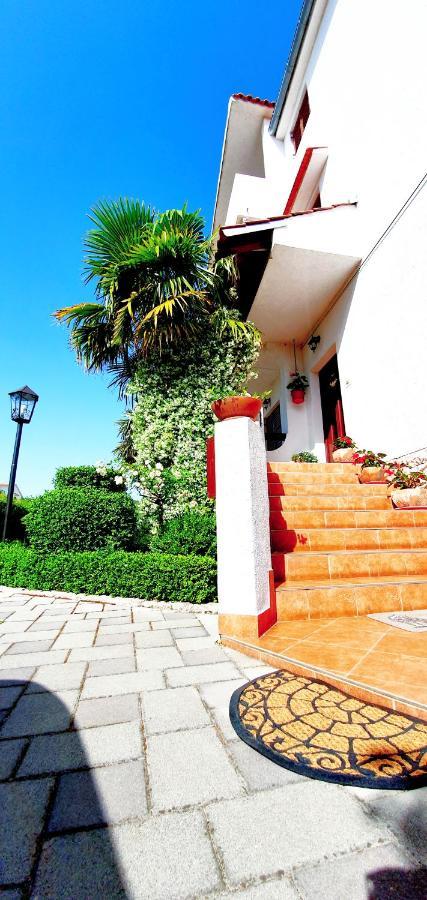 Apartments Sime Сукошан Экстерьер фото